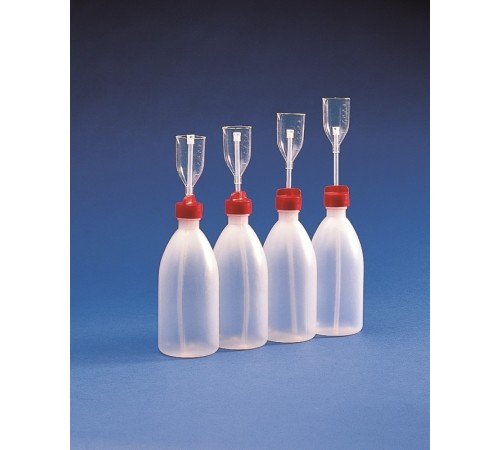 Бутылка-дозатор Kartell, дозатор 50 мл, бутыль 250 мл (Артикул 1480) Бутылка-дозатор Kartell, дозатор 50 мл, бутыль 250 мл (Артикул 1480)